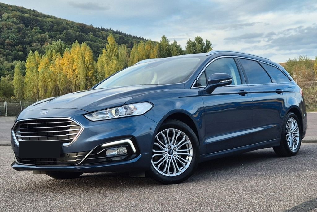 Ford Mondeo 2.0 TDCi Turnier Titanium, Kamera, Erstzulassung 09/2020, 110.900 Kilometer, Blau, Foto 1 von 6
