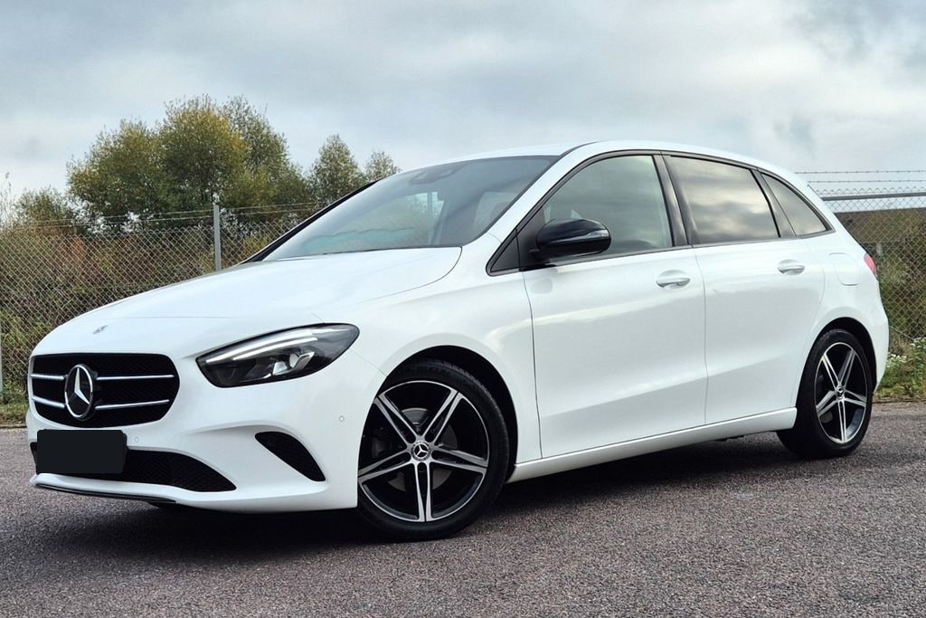 Mercedes-Benz B 200 Progressive, LED, Automatik, Navi, Erstzulassung 04/2021, 63.100 Kilometer, Weiß, Foto 1 von 6