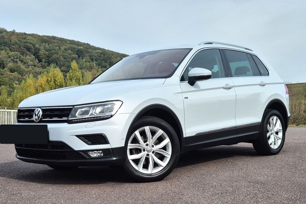 VW Tiguan 2.0 TDI Join 4Motion, DSG, AHK, LED, Erstzulassung 10/2018, 106.200 Kilometer, Weiß, Foto 1 von 6